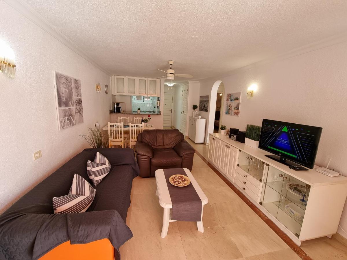 Casa Teide, Ground Floor Apartment Parque Santiago 1, Heated Pool, 100 M To Sea And Beach, Wifi Playa de las Americas  Exterior photo
