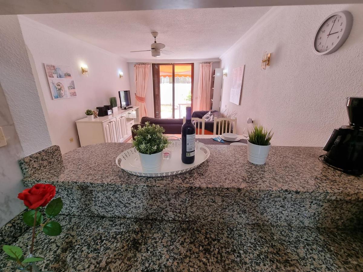 Casa Teide, Ground Floor Apartment Parque Santiago 1, Heated Pool, 100 M To Sea And Beach, Wifi Playa de las Americas  Exterior photo